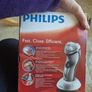 Philips electric shaver Image 4