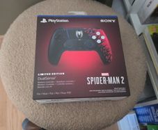 Spiderman PS5 controller