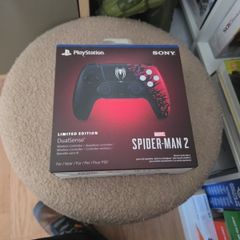 Spiderman PS5 controller
