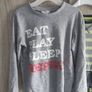 6/7 years old tops .barely worn 8 e each Image 4