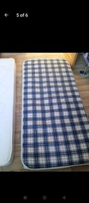 a single bed mattress