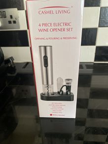 Electric wine opener set