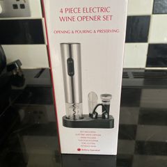 Electric wine opener set
