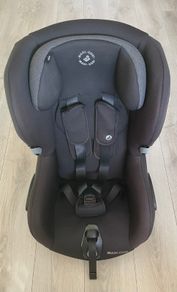 Maxi Cosi Axiss car seat