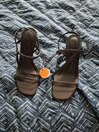new chocolate brown mid heels