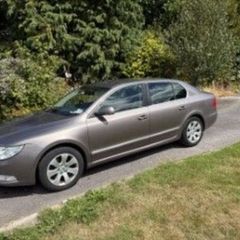 Skoda Superb 2012