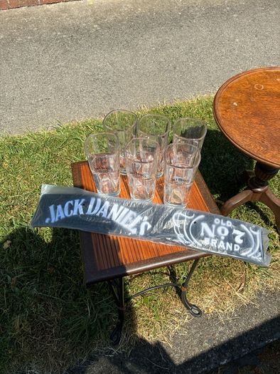 Jack Daniel's Bundle.