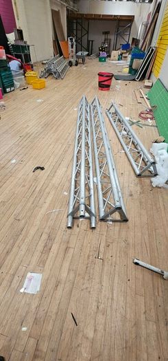 light truss