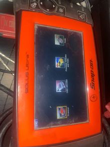 Snap on solus ultra diagnostic tool