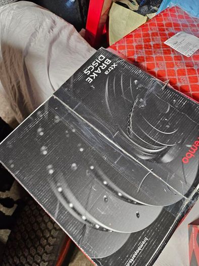 Brembo Xtra Performance Brake Discs and Pads Volkswagen Caddy