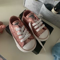 girls converse BNIB