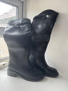 Tall boots 38/39 size natural leather