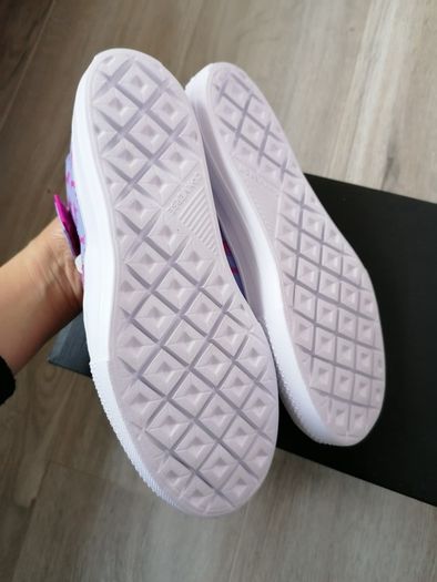 brand new girls converse UK 3