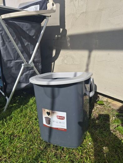 Portable Camping Toilet / Compact Toilet