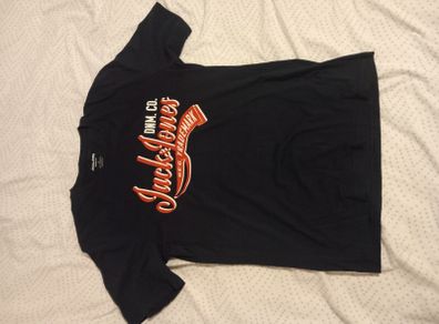 Men's t-shirt
