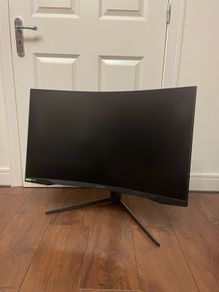 Samsung Odyssey G7 32" 240Hz Curved Gaming Monitor