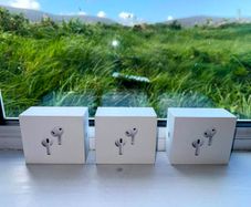 Apple Airpods Pro 3 NEW