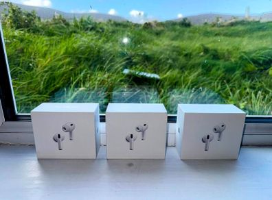 Apple Airpods Pro 3 NEW