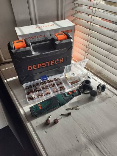Different power and hand tools big set