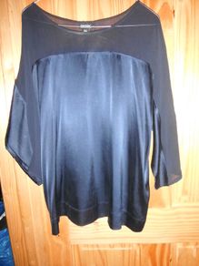 DKNY Ladies top