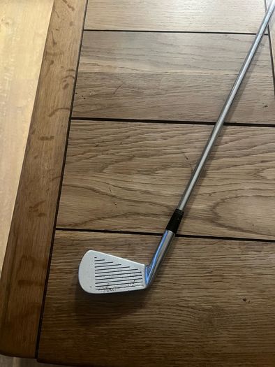 Mizuno golf clubs 9-3 iron