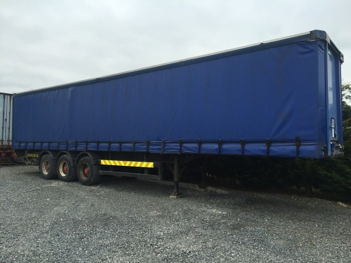 Self Storage Containers  to let !