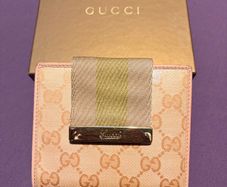 Gucci Womens Wallet for sale