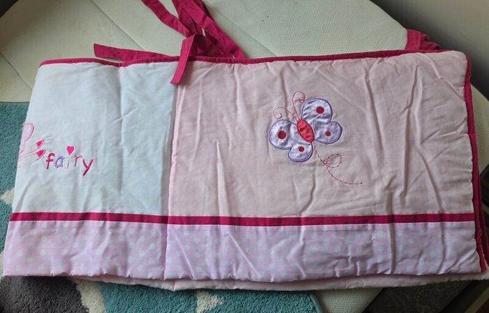 Cot bumper + 2 pillowcases