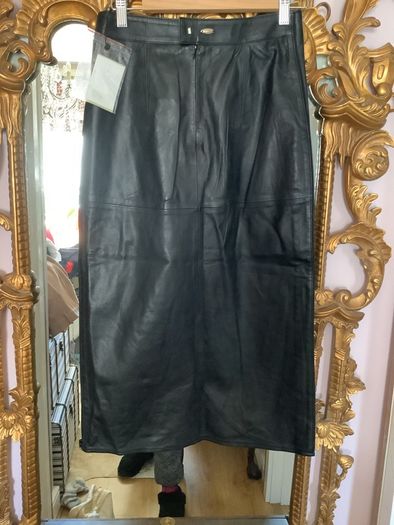 Lumy real leather skirt, new, size S