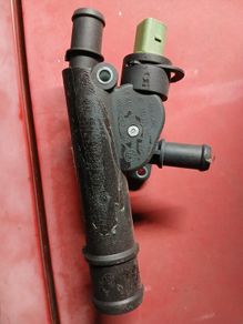 audi a4 1.9tdi coolant housing