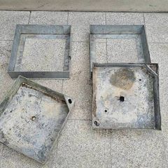Galvanised Manhole Covers 38cm