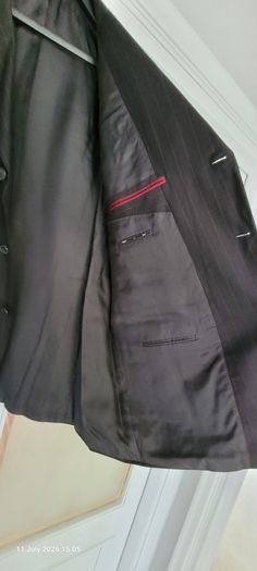 Men's grey pinstripe suit (EU 58/UK48)