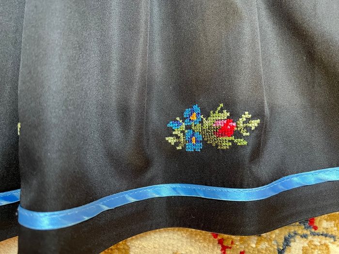Girls skirt Ukrainian vishyvanka 7-10yo cross stitch embroidery
