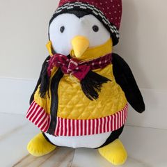 Penguin soft toy HUGSY Joeys Bedtime Penguin Pal from FRIENDS