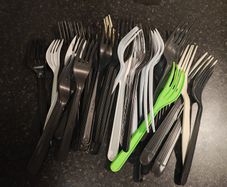 Plastic forks
