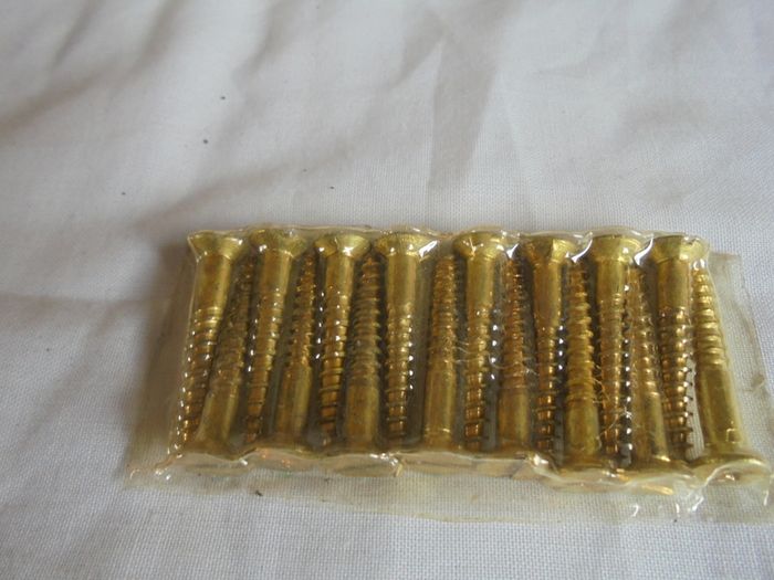 Polished 1inch Brass Screws x 16 for Sale