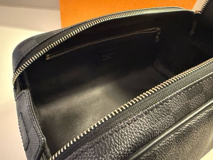 Louis Vuitton Dopp Kit