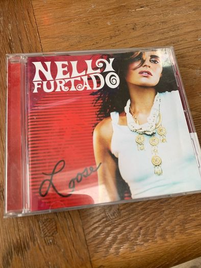 Nelly Furtado Loose