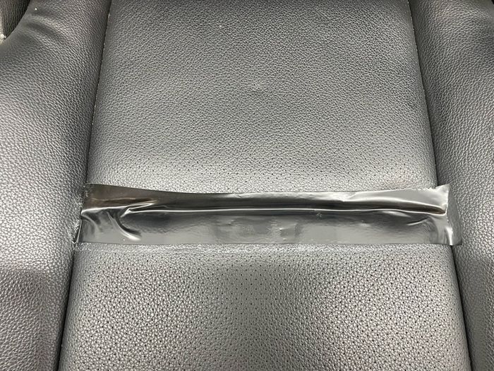 2011 Mercedes C200 Front seats & rear bench