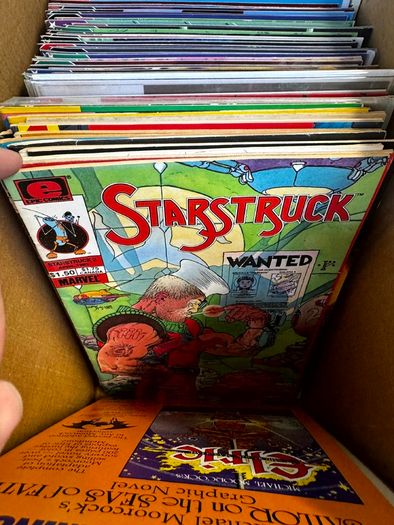 DC, Marvel Long Comic Box w 290 comics for Sale