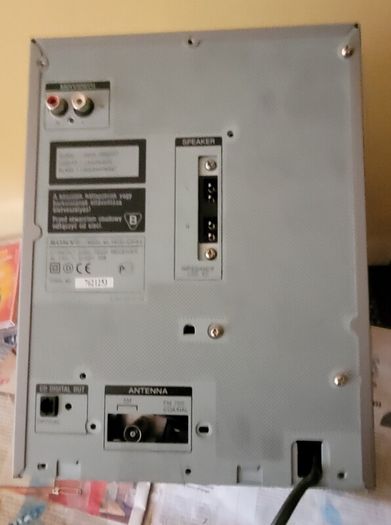 sony mini hifi - for parts only
