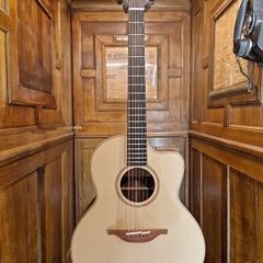 Lowden F-21c