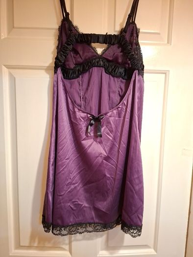 Satin/lace lingerie