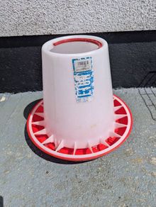 Large 6kg chicken feeder