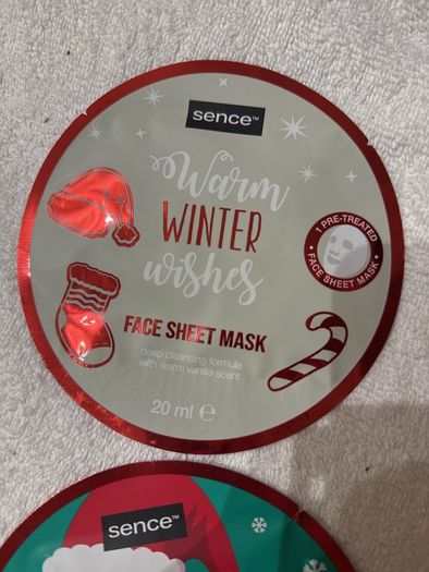 3 x Christmas Sheet Face Masks. 2 x Easy Peel Face Masks