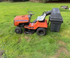 Ride on lawn