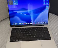 Macbook pro 14 M2 Pro