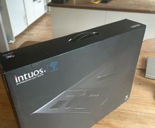 Wacom Intuos 4 - Professional Pen Tablet