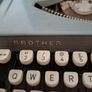 old type  writer Image 2