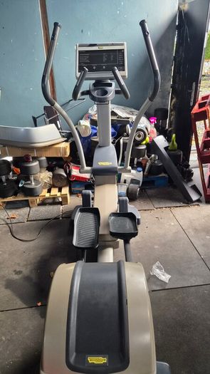 cross trainer technogym